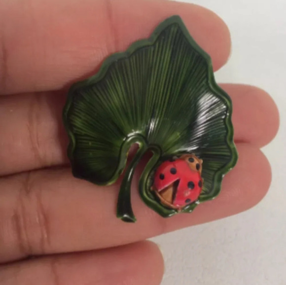 Beautiful Vtg Original By Robert Greene Enamel Leaf Ladybug Gold Tone Pin Brooch - Picture 2 of 5